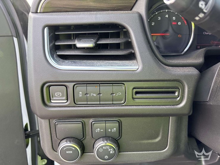 2022-chevrolet-tahoe-image-15