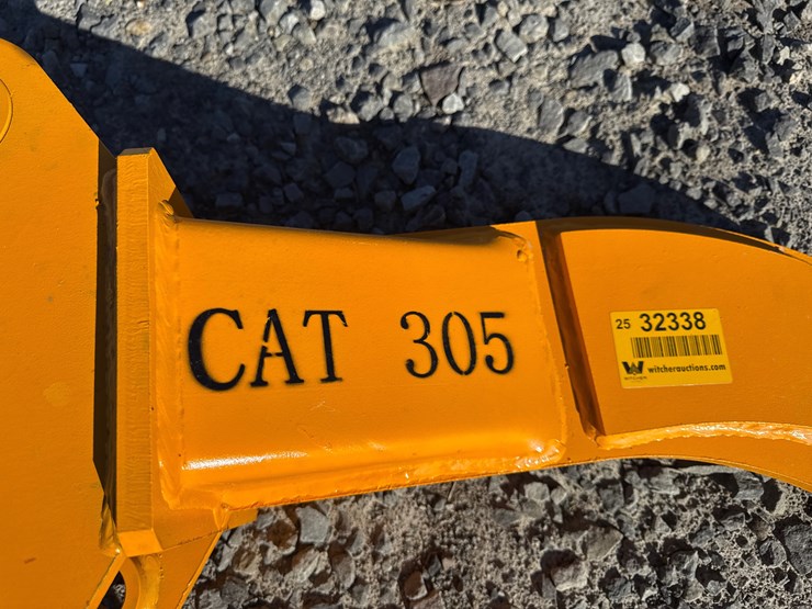 caterpillar-305-image-7