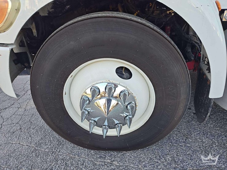 2016-peterbilt-337-image-34