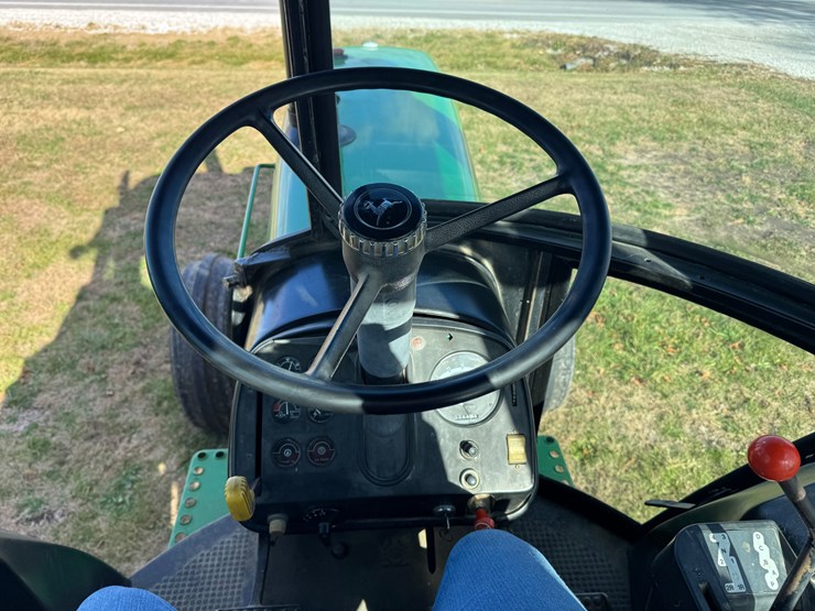 john-deere-4440-image-25