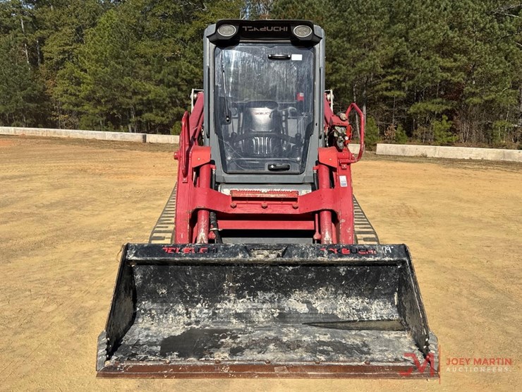 2018-takeuchi-tl12r2-image-5