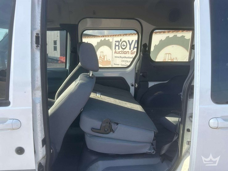 2012-ford-transit-connect-image-8