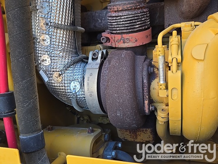 2016-caterpillar-120m2-image-189