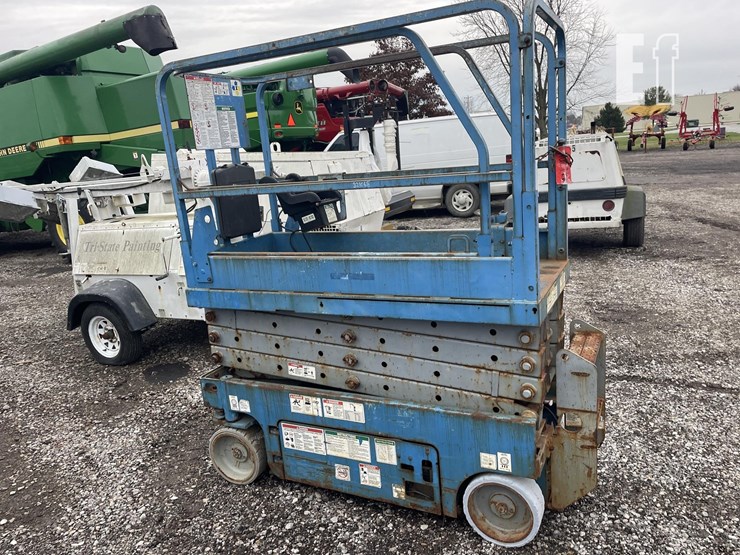 genie-gs1930-image-2