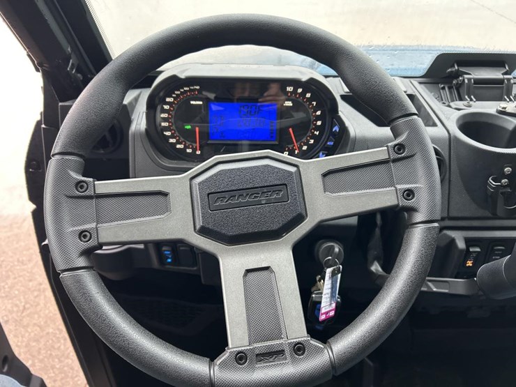 2025-polaris-ranger-xp-image-35