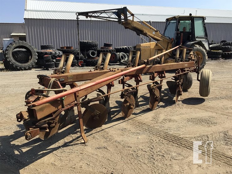 international-720-image-4