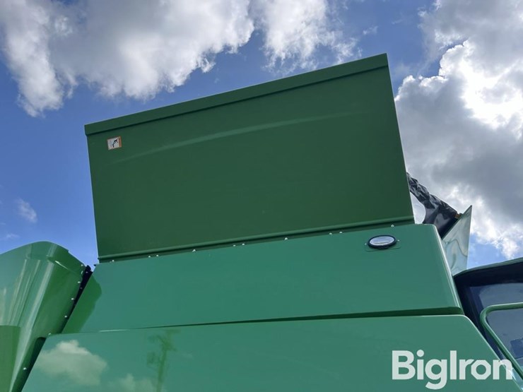 2024-john-deere-s780-image-18