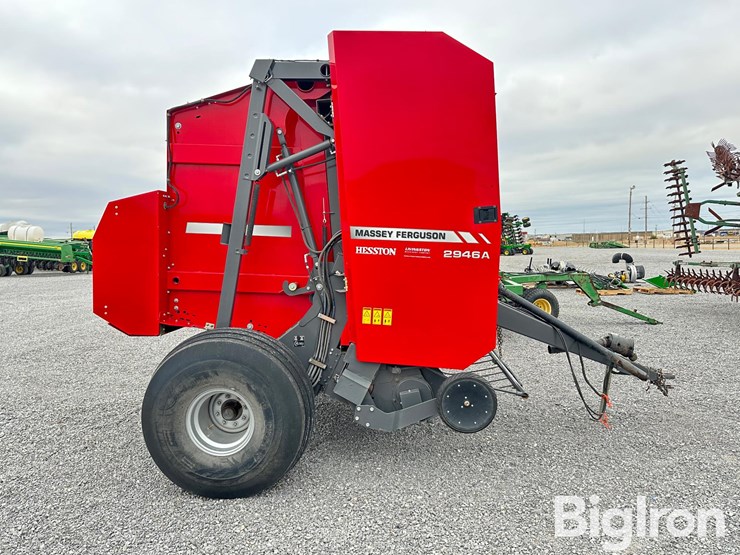 2015-massey-ferguson-2946a-image-4