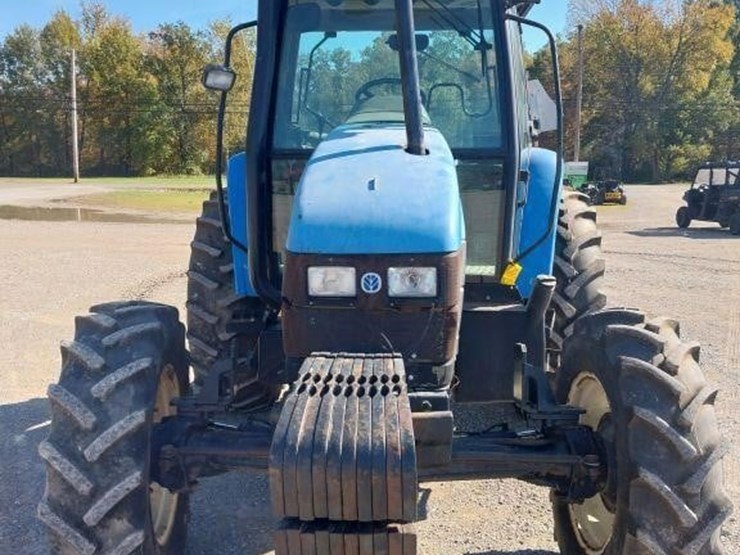 2003-new-holland-ts110-image-23