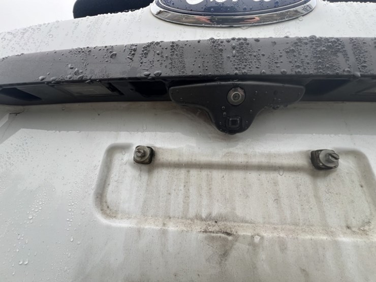 2018-ford-explorer-image-18