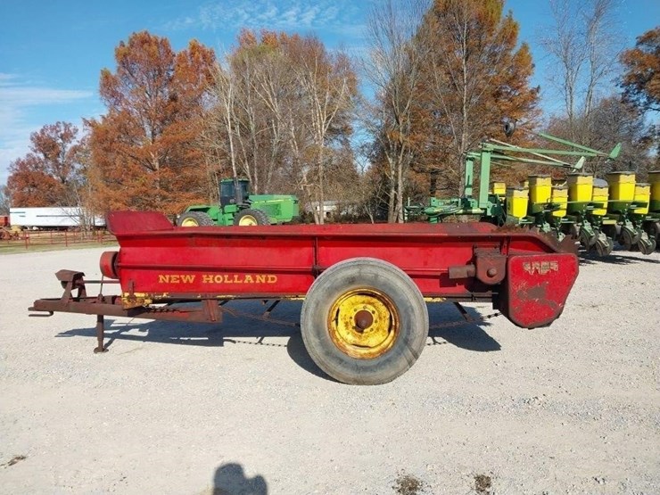 new-holland-325-image-5