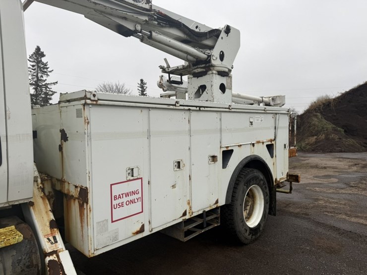 2006-international-7300-image-27