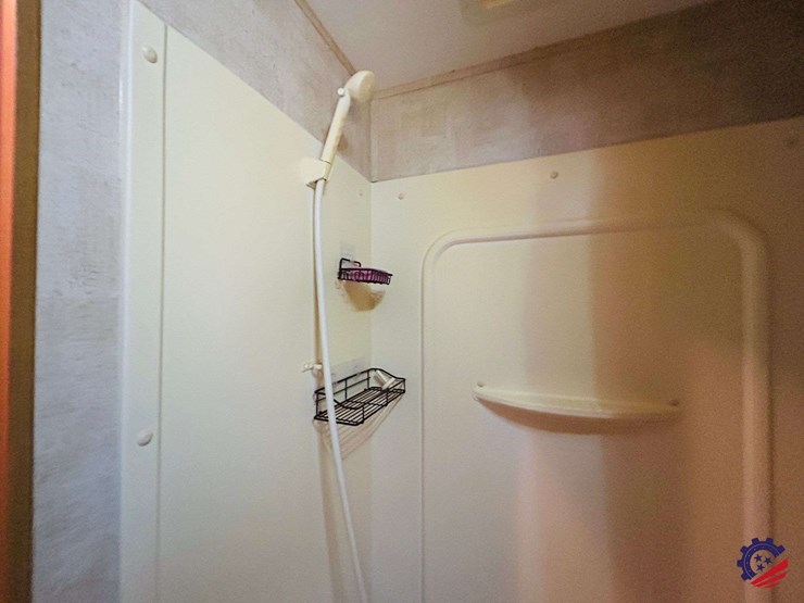 2011-keystone-hornet-platinum-31rbds-t/a-camper-trailer-image-98