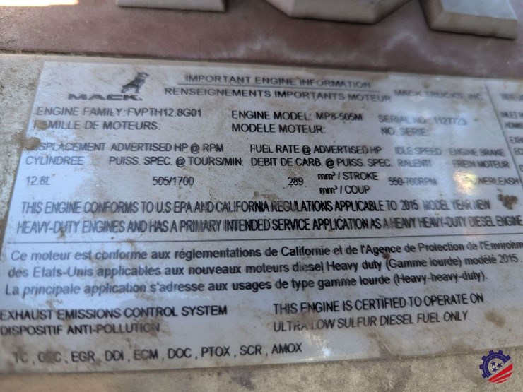 2016-mack-granite-gu713-image-40