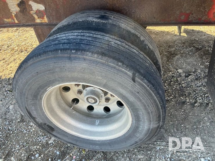 1999-utility-flatbed-image-27