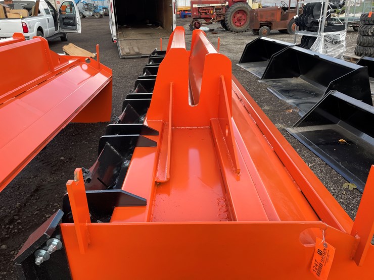 #1247-•-wheel-loader-snow-pusher-image-2