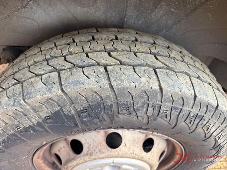 2014-dodge-2500-image-12