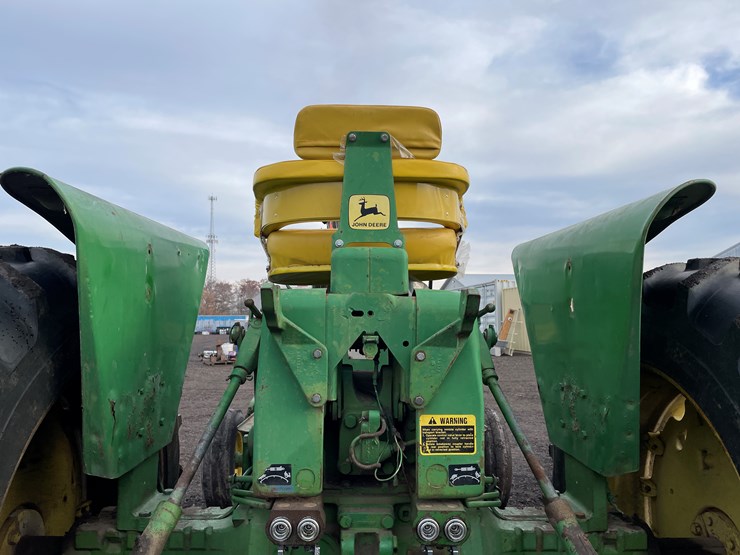 john-deere-4020-image-28