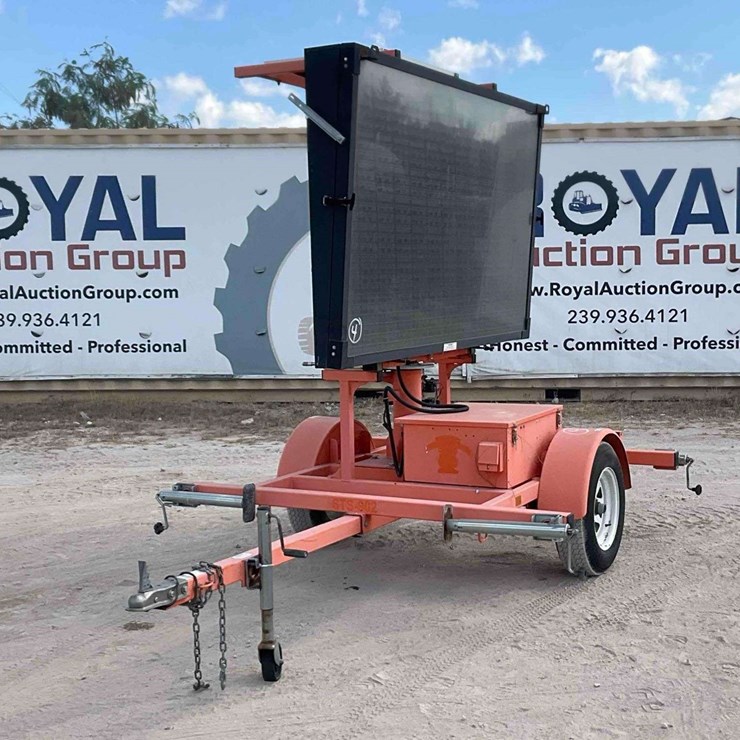 Wanco Towable Solar Message Board