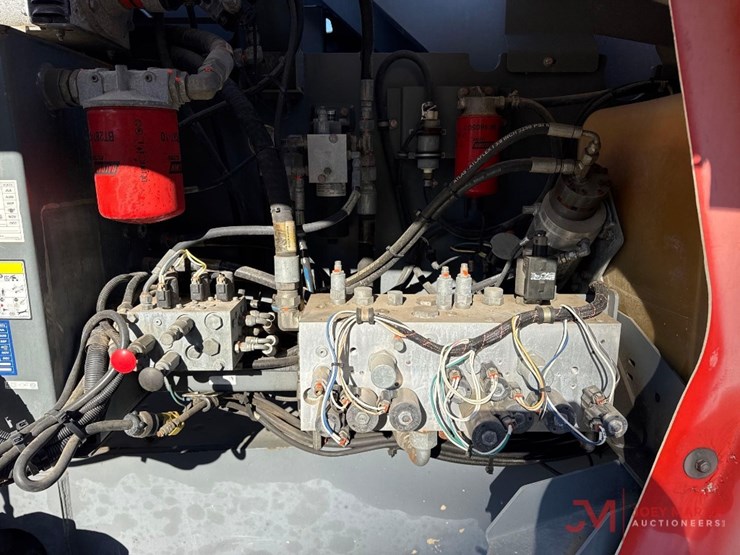 2017-skyjack-sj86t-image-7