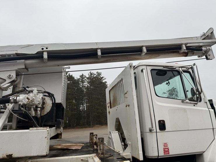 2002-caterpillar-3126-image-38