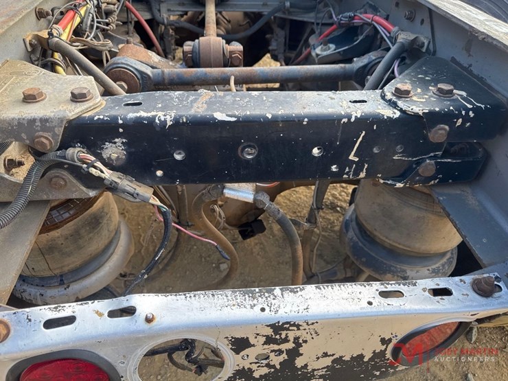 1997-kenworth-day-cab-truck-tractor-image-10