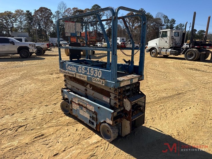 genie-gs1930-image-3