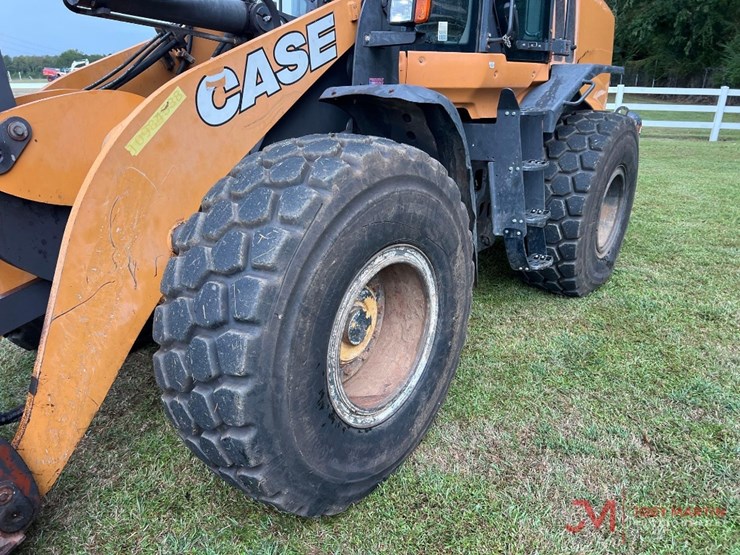 2019-case-621g-image-8