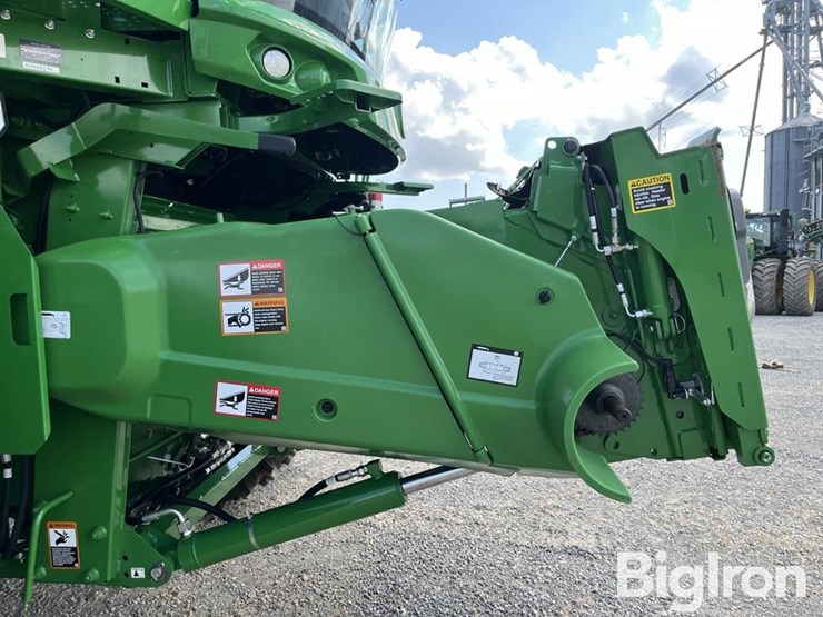 2024-john-deere-s780-image-14