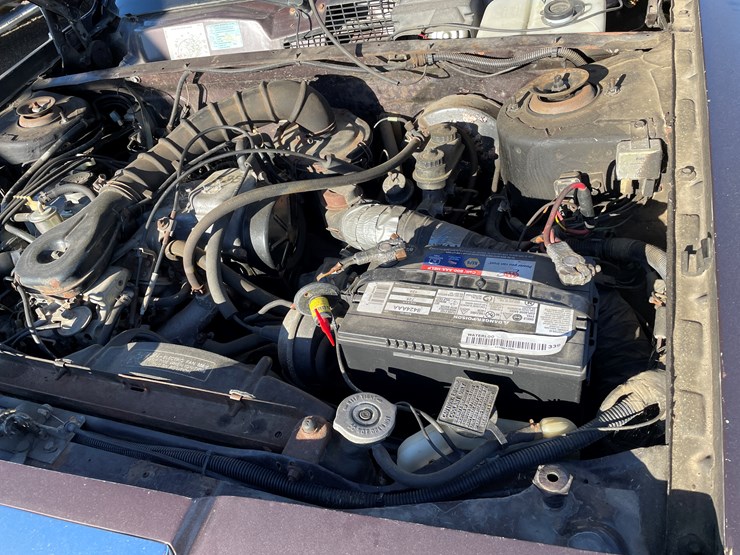 #1075-•-1982-chrysler-lebaron-convertible-(has-wi-title)-image-31