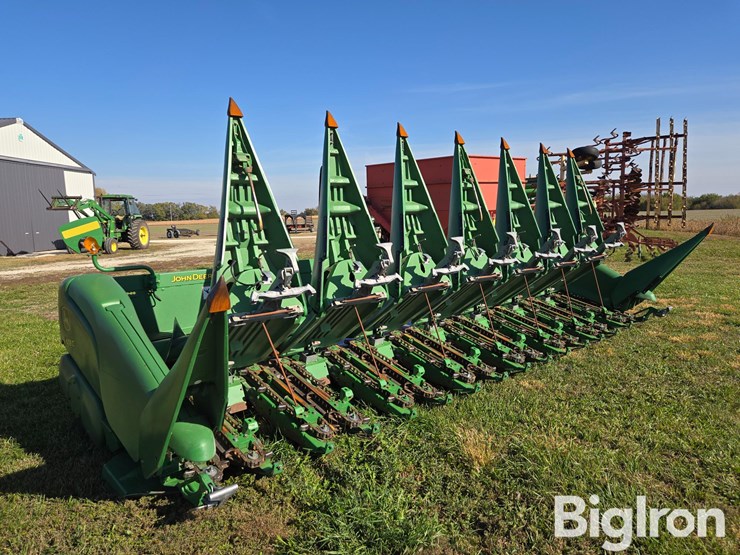 2008-john-deere-608c-stalkmaster-image-3