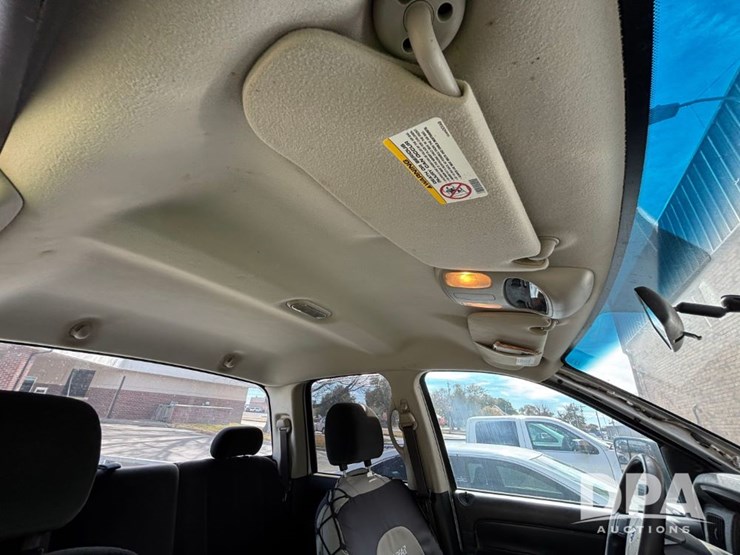 2004-dodge-2500-image-49