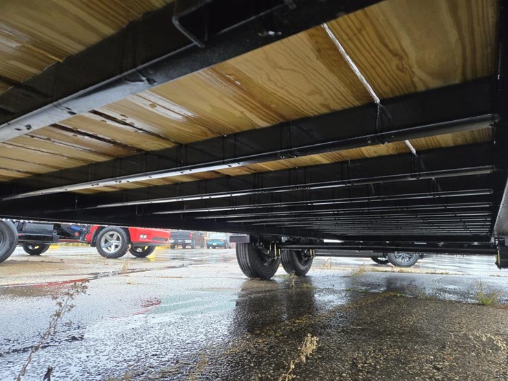 #1445-•-2025-big-tex-16eh-equipment-trailer-image-17