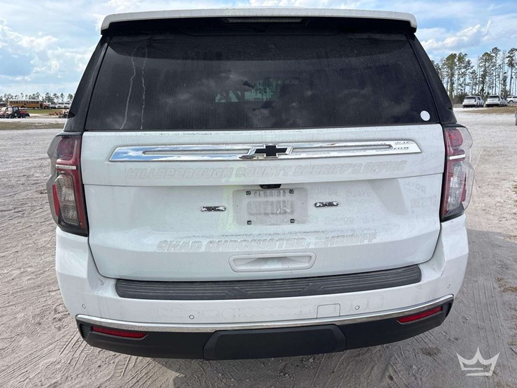 2023-chevrolet-tahoe-image-19