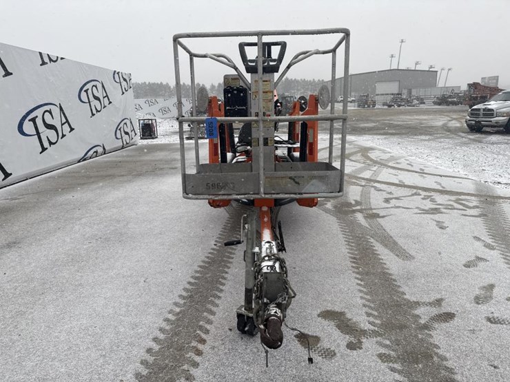 2018-jlg-t350-image-8