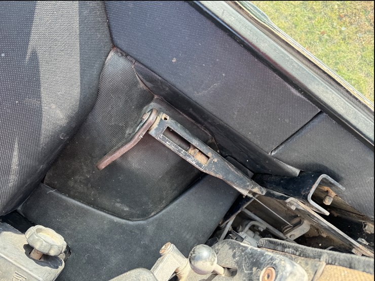 john-deere-4440-image-21