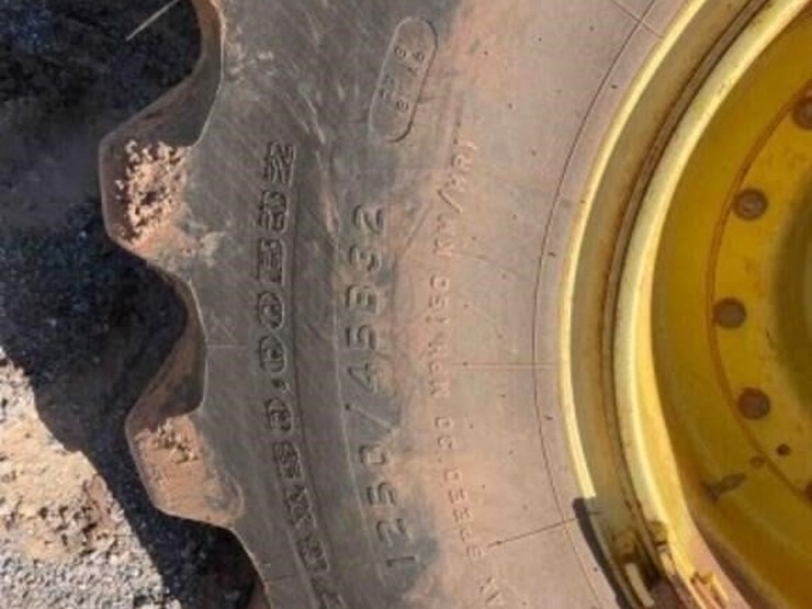 2014-john-deere-9510r-image-10