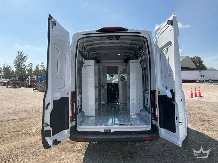 2025-ford-transit-image-20