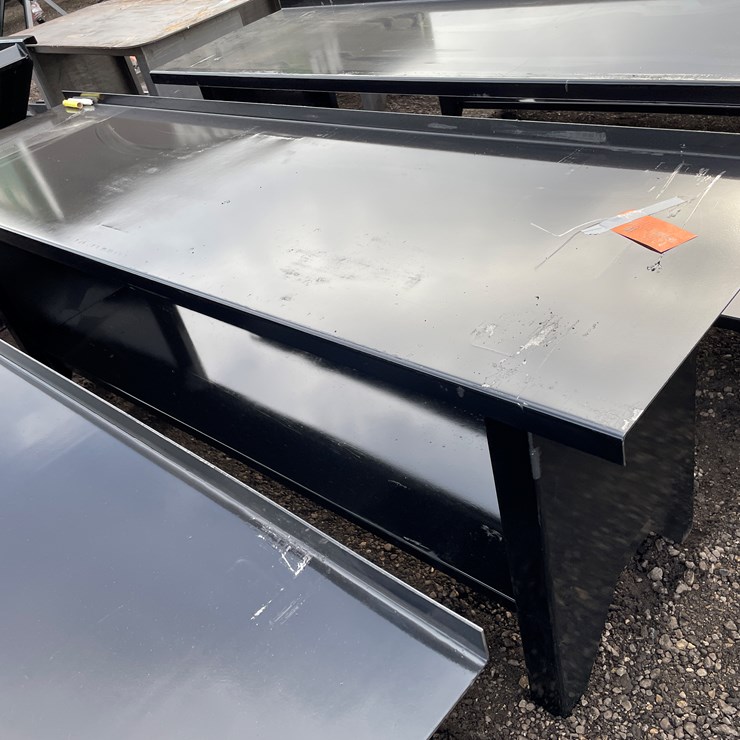 #1205 • Steel Work Bench
