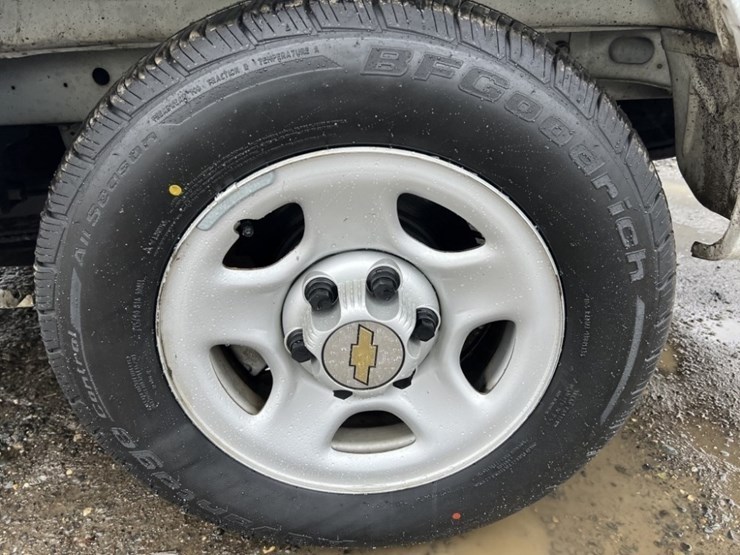 2005-chevrolet-astro-image-16