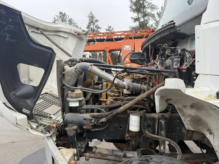 2002-caterpillar-3126-image-9