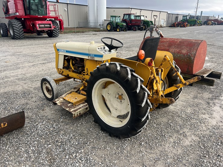 1969-international-cub-image-7