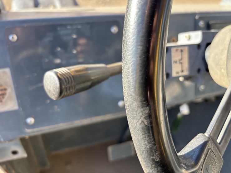 2014-gehl-rs5-19-image-27