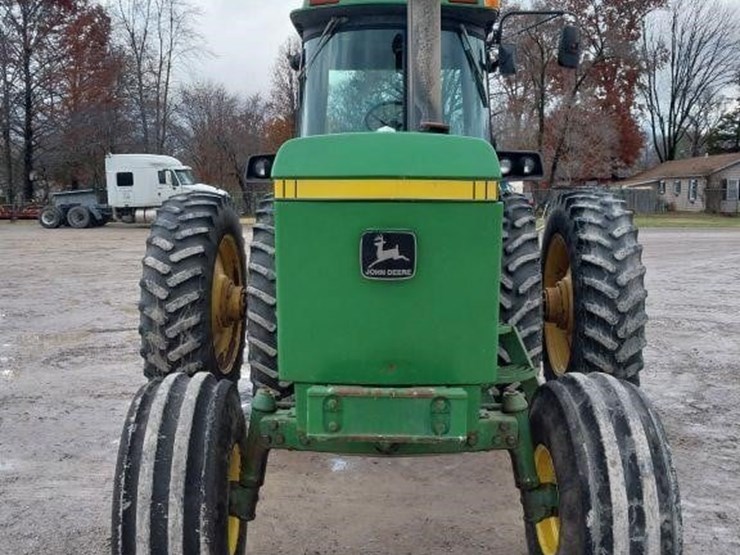 john-deere-4840-image-2