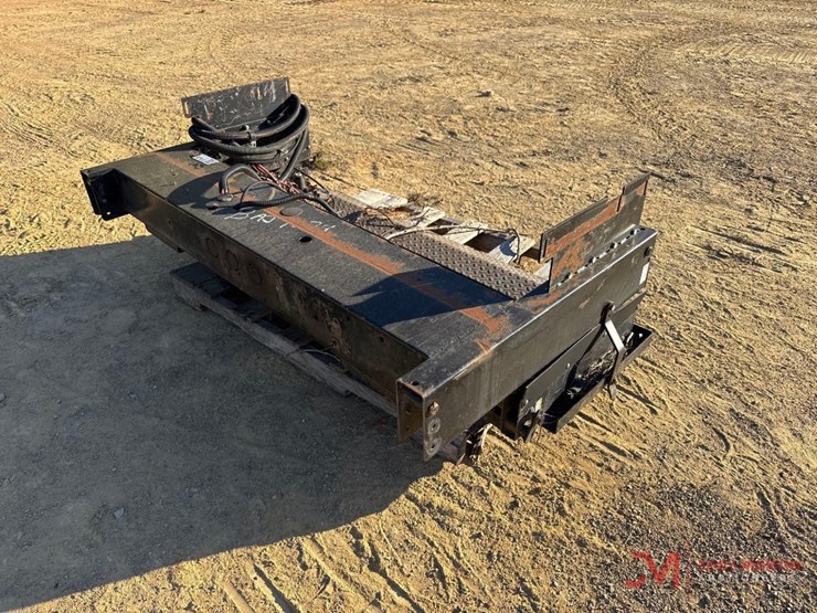 tommy-lift-gate-image-2