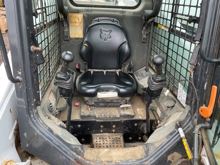 2014-bobcat-s530-image-22