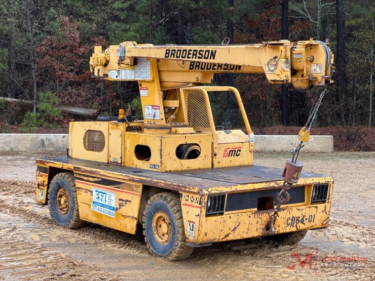 broderson1033.2a-carry-deck-crane-image-1