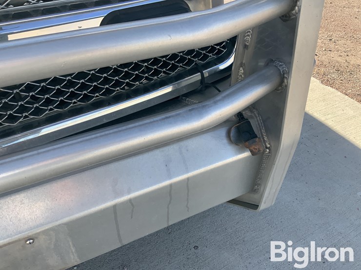 2013-chevrolet-silverado-1500-lt-image-10