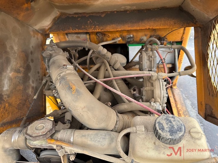 broderson1033.2a-carry-deck-crane-image-8