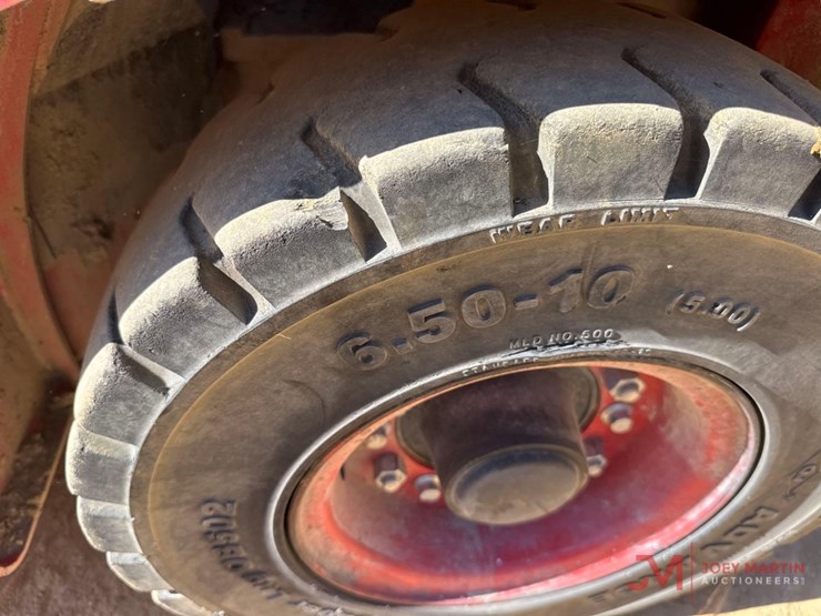 2022-hangcha-cd35-xw97f-straight-mast-forklift-image-9